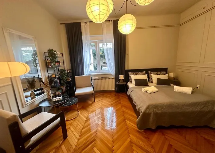 Apartman Grey
